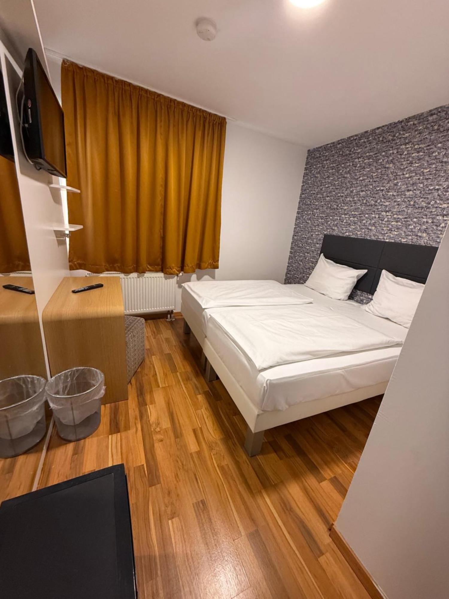 Hotel Eurocity Bruchköbel Exteriör bild
